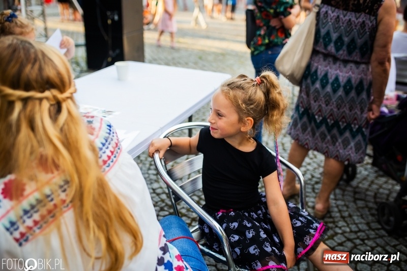 Zdjęcie w galerii na portalu naszraciborz.pl: VIII Zamkowa Noc z Duchami na Zamku Piastowskim  wiadomości z regionu