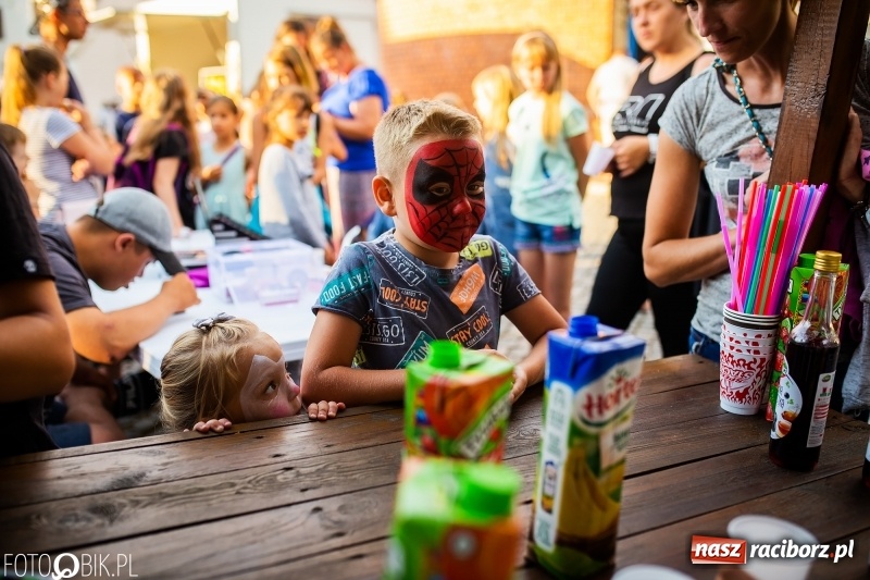 Zdjęcie w galerii na portalu naszraciborz.pl: VIII Zamkowa Noc z Duchami na Zamku Piastowskim  wiadomości z regionu