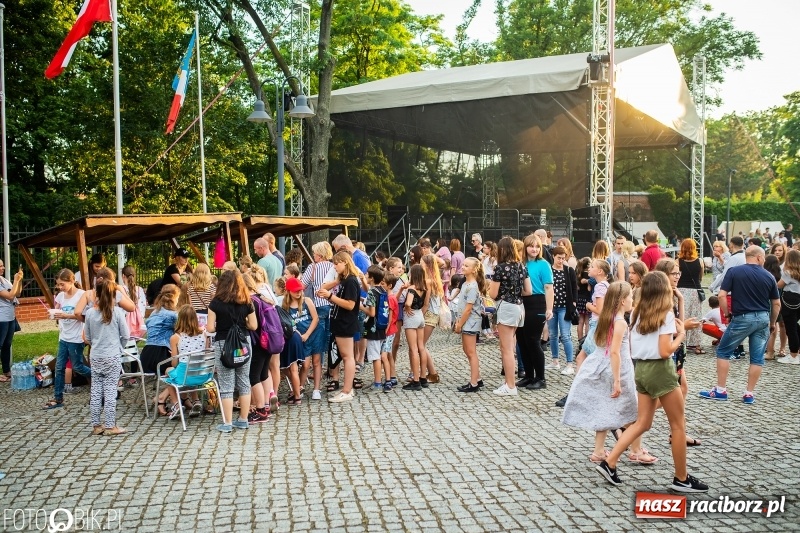 Zdjęcie w galerii na portalu naszraciborz.pl: VIII Zamkowa Noc z Duchami na Zamku Piastowskim  wiadomości z regionu