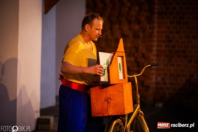 Zdjęcie w galerii na portalu naszraciborz.pl: VIII Zamkowa Noc z Duchami na Zamku Piastowskim  wiadomości z regionu