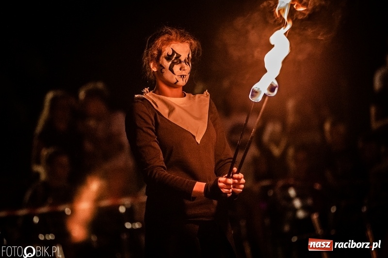 Zdjęcie w galerii na portalu naszraciborz.pl: VIII Zamkowa Noc z Duchami na Zamku Piastowskim  wiadomości z regionu