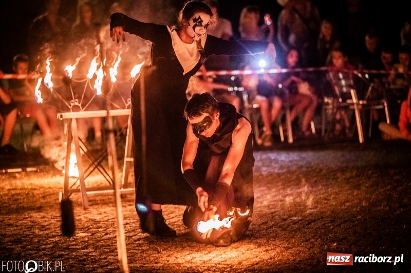 Zdjęcie w galerii na portalu naszraciborz.pl: VIII Zamkowa Noc z Duchami na Zamku Piastowskim  wiadomości z regionu