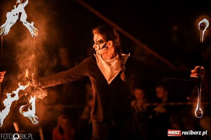 Zdjęcie w galerii na portalu naszraciborz.pl: VIII Zamkowa Noc z Duchami na Zamku Piastowskim  wiadomości z regionu