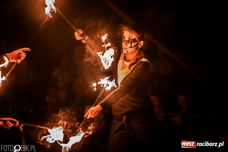 Zdjęcie w galerii na portalu naszraciborz.pl: VIII Zamkowa Noc z Duchami na Zamku Piastowskim  wiadomości z regionu