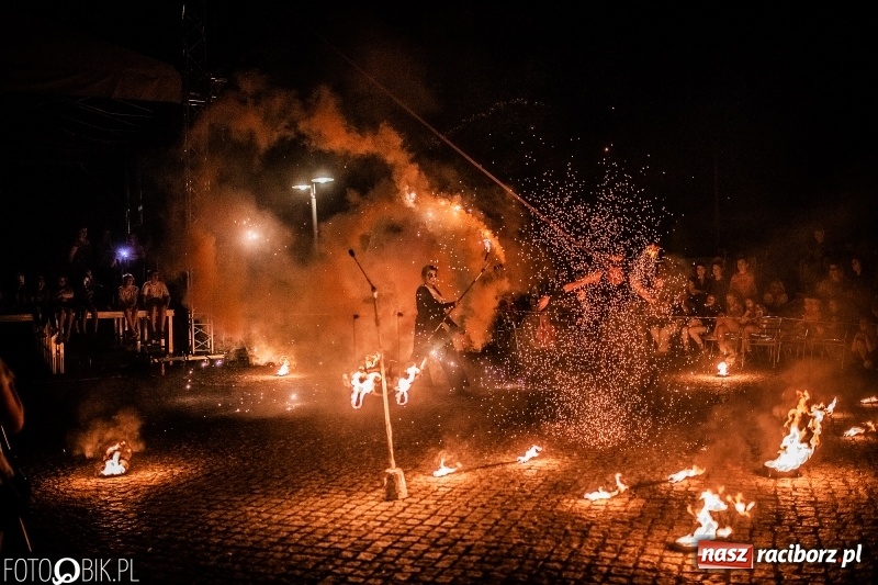 Zdjęcie w galerii na portalu naszraciborz.pl: VIII Zamkowa Noc z Duchami na Zamku Piastowskim  wiadomości z regionu