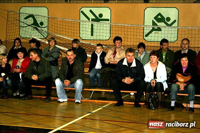 Zdjęcie w galerii na portalu naszraciborz.pl: Ślubowanie gimnazjalistów wiadomości z regionu