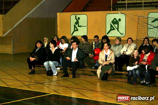 Zdjęcie w galerii na portalu naszraciborz.pl: Ślubowanie gimnazjalistów wiadomości z regionu