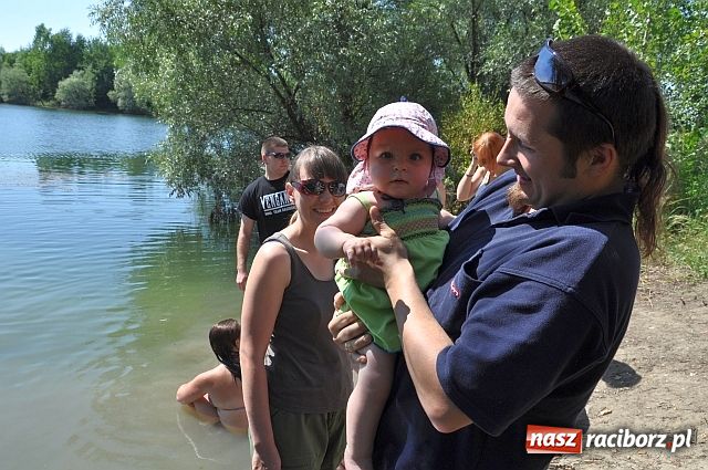 Zdjęcie w galerii na portalu naszraciborz.pl: Ekologiczne moczenie nóg wiadomości z regionu