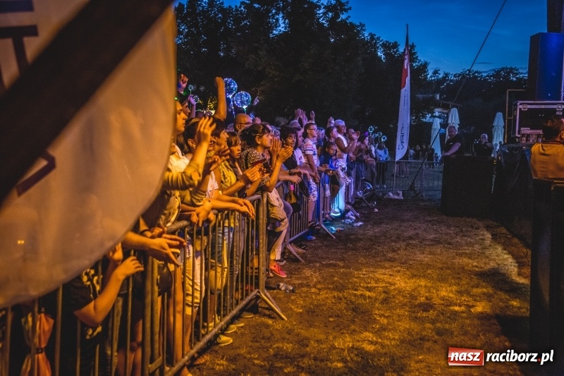 Zdjęcie w galerii na portalu naszraciborz.pl: Aquabrax Szymocice falował w rytmach disco polo [FOTO i WIDEO] wiadomości z regionu