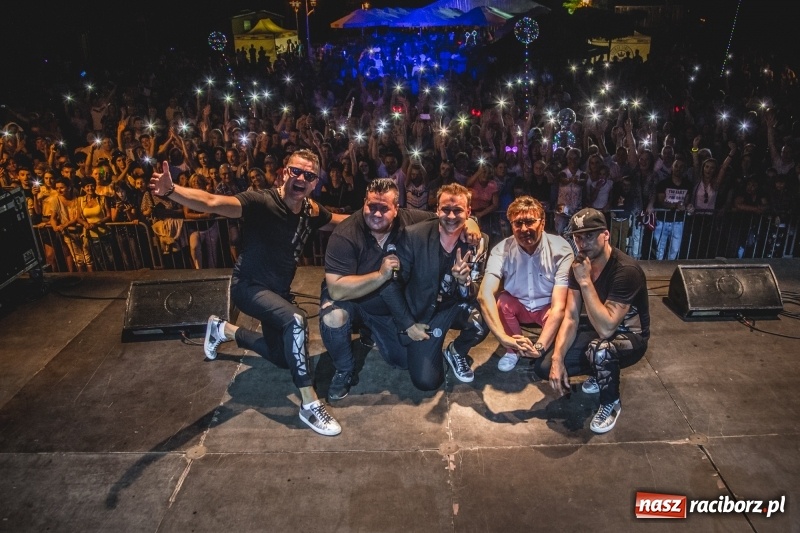 Zdjęcie w galerii na portalu naszraciborz.pl: Aquabrax Szymocice falował w rytmach disco polo [FOTO i WIDEO] wiadomości z regionu