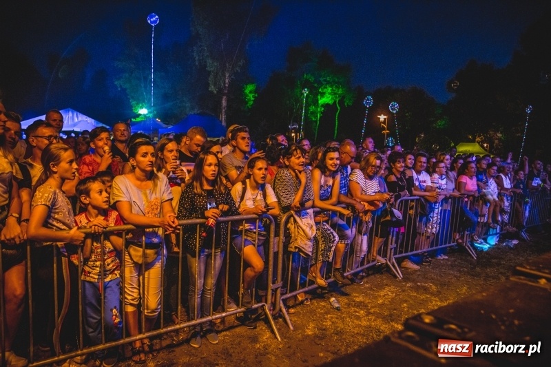 Zdjęcie w galerii na portalu naszraciborz.pl: Aquabrax Szymocice falował w rytmach disco polo [FOTO i WIDEO] wiadomości z regionu