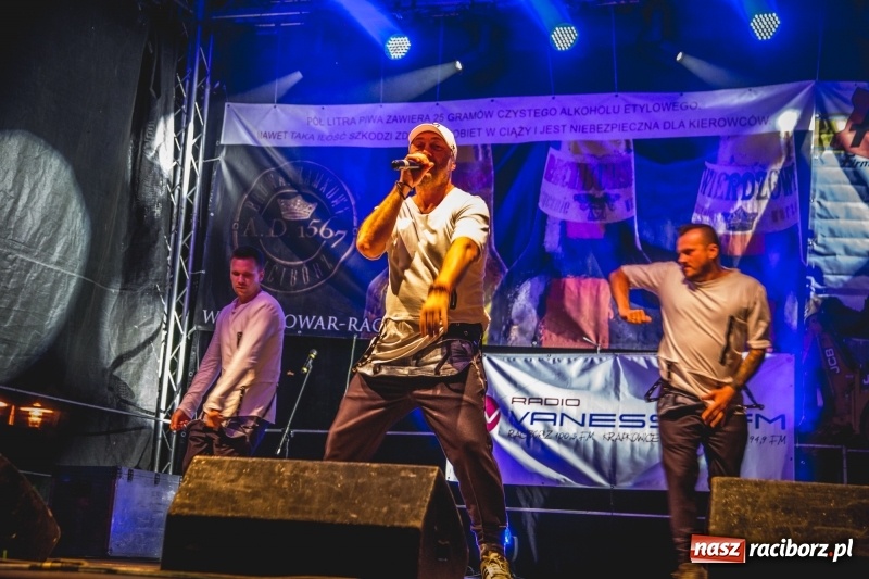 Zdjęcie w galerii na portalu naszraciborz.pl: Aquabrax Szymocice falował w rytmach disco polo [FOTO i WIDEO] wiadomości z regionu