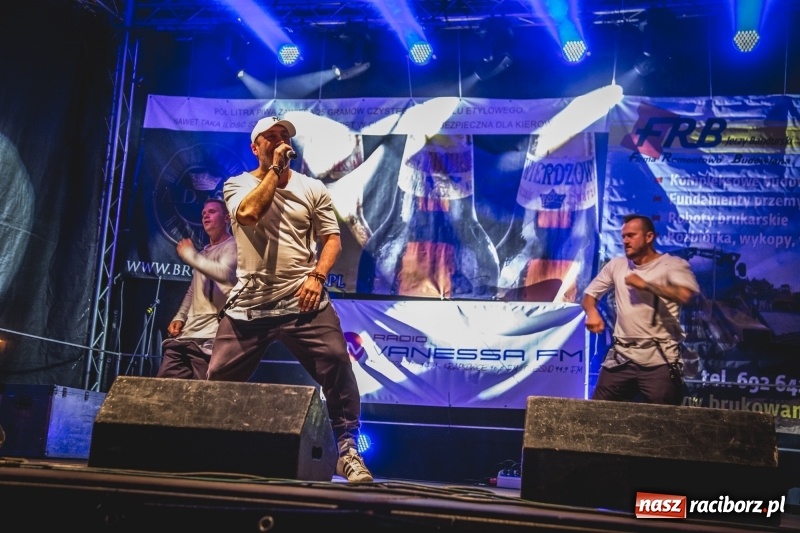 Zdjęcie w galerii na portalu naszraciborz.pl: Aquabrax Szymocice falował w rytmach disco polo [FOTO i WIDEO] wiadomości z regionu