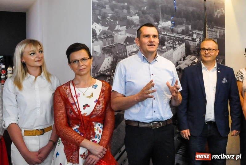 Zdjęcie w galerii na portalu naszraciborz.pl: Nie samym chlebem żyje człowiek. Eko-Okna otworzyły w Raciborzu księgarnio-kawiarnię [FOTO i WIDEO] wiadomości z regionu