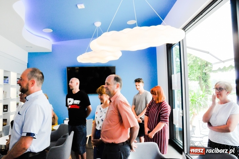 Zdjęcie w galerii na portalu naszraciborz.pl: Nie samym chlebem żyje człowiek. Eko-Okna otworzyły w Raciborzu księgarnio-kawiarnię [FOTO i WIDEO] wiadomości z regionu