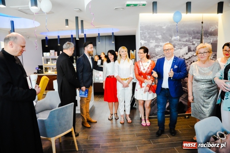 Zdjęcie w galerii na portalu naszraciborz.pl: Nie samym chlebem żyje człowiek. Eko-Okna otworzyły w Raciborzu księgarnio-kawiarnię [FOTO i WIDEO] wiadomości z regionu