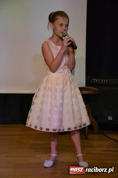 Zdjęcie w galerii na portalu naszraciborz.pl: Muzyczne zakończenie roku szkolnego na Zamku Piastowskim wiadomości z regionu
