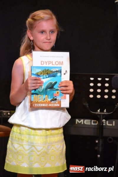 Zdjęcie w galerii na portalu naszraciborz.pl: Muzyczne zakończenie roku szkolnego na Zamku Piastowskim wiadomości z regionu