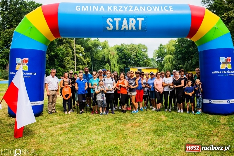 Zdjęcie w galerii na portalu naszraciborz.pl: Rozpoczęcie sezonu Nordic Walking w Tworkowie wiadomości z regionu