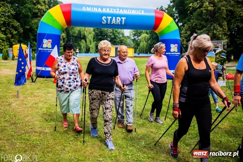 Zdjęcie w galerii na portalu naszraciborz.pl: Rozpoczęcie sezonu Nordic Walking w Tworkowie wiadomości z regionu