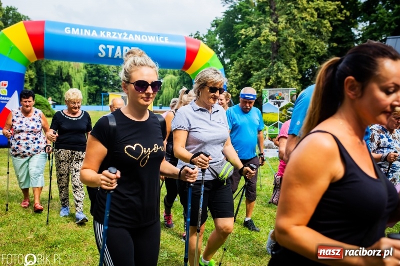 Zdjęcie w galerii na portalu naszraciborz.pl: Rozpoczęcie sezonu Nordic Walking w Tworkowie wiadomości z regionu