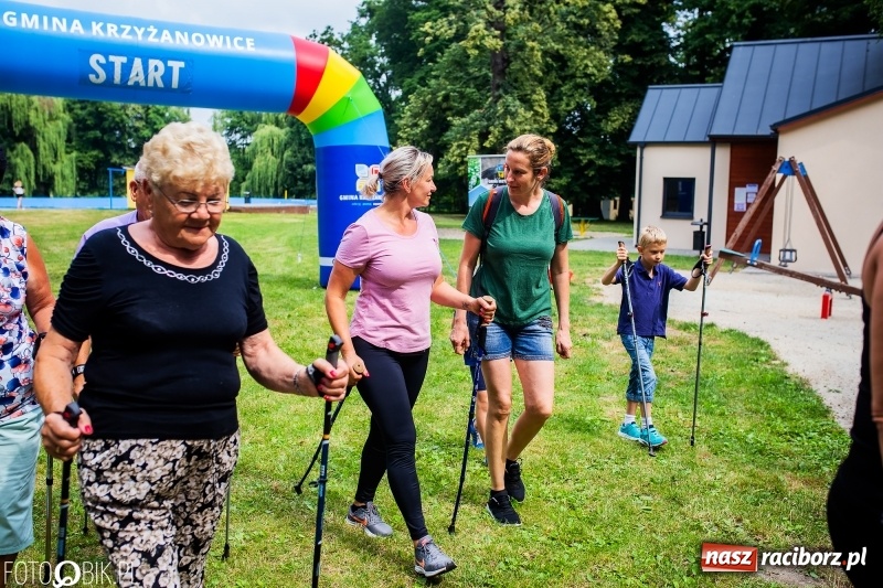 Zdjęcie w galerii na portalu naszraciborz.pl: Rozpoczęcie sezonu Nordic Walking w Tworkowie wiadomości z regionu