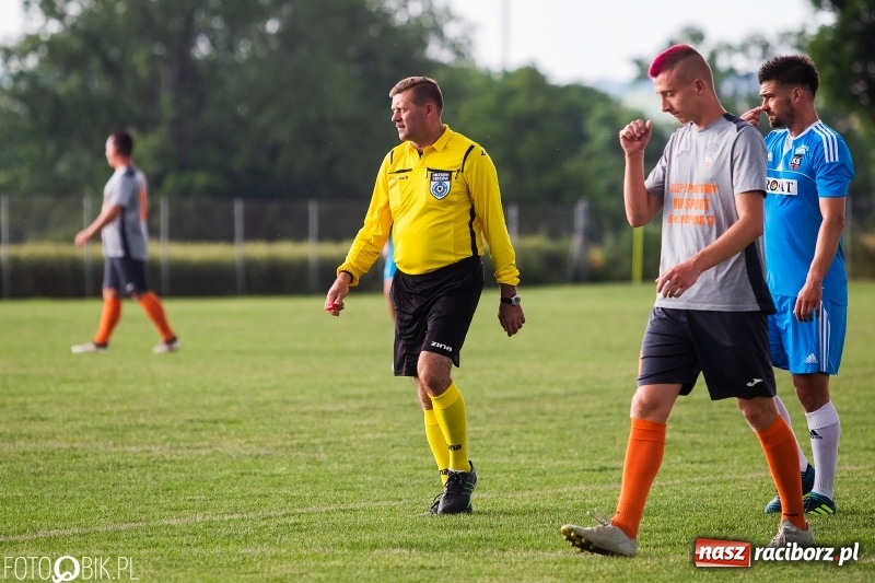 Zdjęcie w galerii na portalu naszraciborz.pl: Jacek Trzeciak & Przyjaciele rozbili Naprzód Borucin wiadomości z regionu