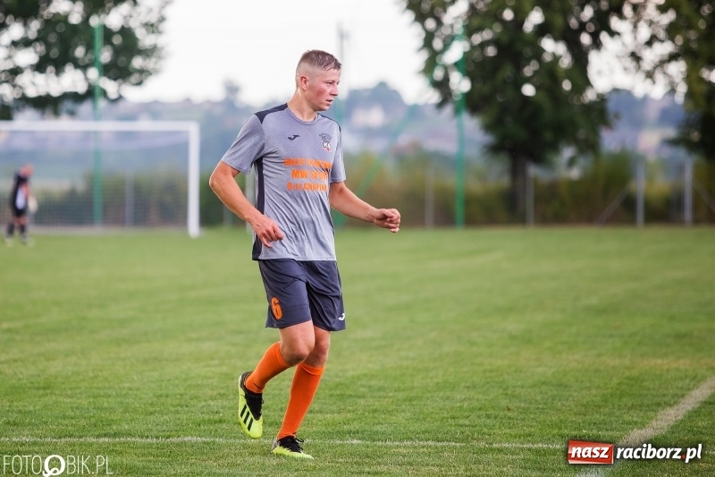 Zdjęcie w galerii na portalu naszraciborz.pl: Jacek Trzeciak & Przyjaciele rozbili Naprzód Borucin wiadomości z regionu