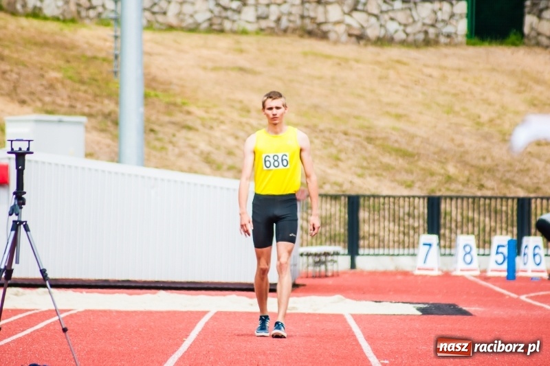 Zdjęcie w galerii na portalu naszraciborz.pl: Generalny sprawdzian przez Mistrzostwami Polski. Mityng lekkoatletyczny na raciborskim stadionie [FOTO] wiadomości z regionu