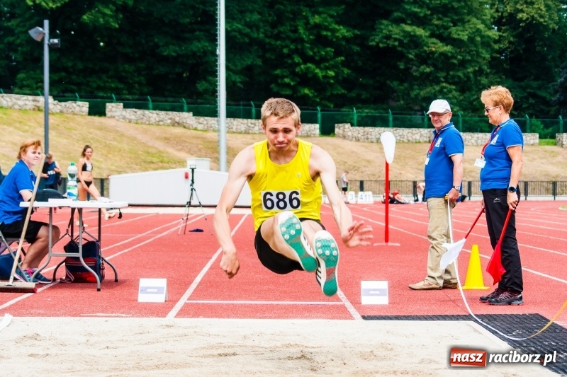 Zdjęcie w galerii na portalu naszraciborz.pl: Generalny sprawdzian przez Mistrzostwami Polski. Mityng lekkoatletyczny na raciborskim stadionie [FOTO] wiadomości z regionu