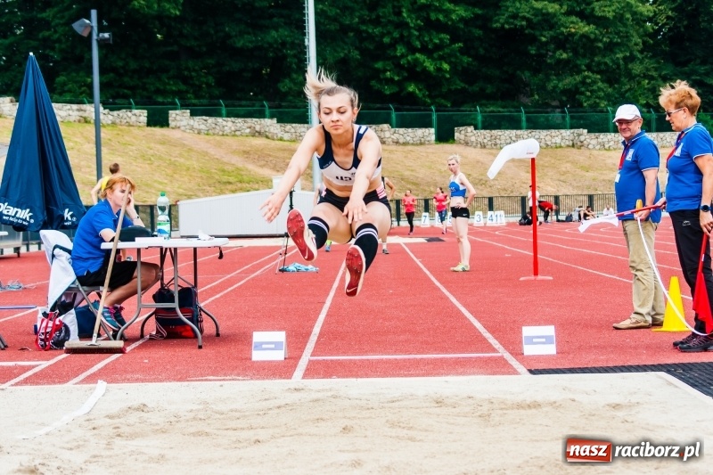 Zdjęcie w galerii na portalu naszraciborz.pl: Generalny sprawdzian przez Mistrzostwami Polski. Mityng lekkoatletyczny na raciborskim stadionie [FOTO] wiadomości z regionu