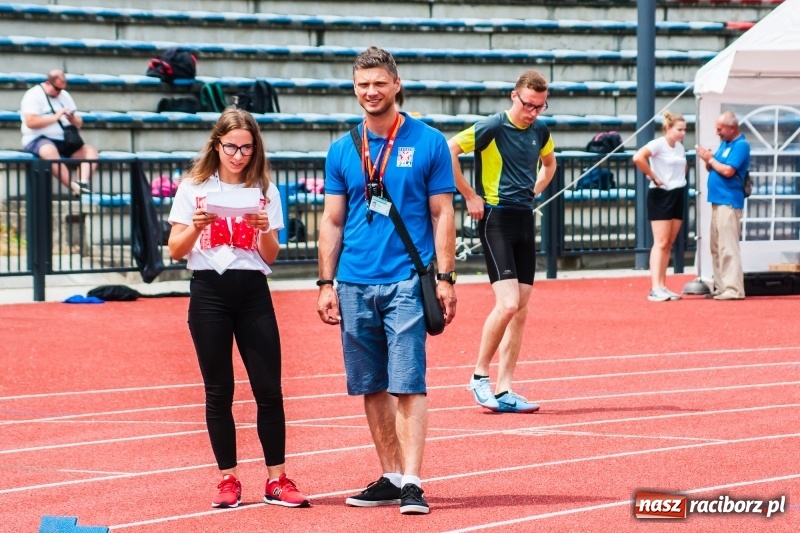 Zdjęcie w galerii na portalu naszraciborz.pl: Generalny sprawdzian przez Mistrzostwami Polski. Mityng lekkoatletyczny na raciborskim stadionie [FOTO] wiadomości z regionu