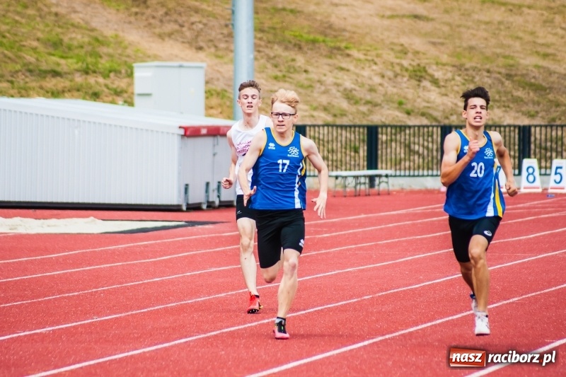 Zdjęcie w galerii na portalu naszraciborz.pl: Generalny sprawdzian przez Mistrzostwami Polski. Mityng lekkoatletyczny na raciborskim stadionie [FOTO] wiadomości z regionu