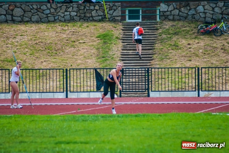 Zdjęcie w galerii na portalu naszraciborz.pl: Generalny sprawdzian przez Mistrzostwami Polski. Mityng lekkoatletyczny na raciborskim stadionie [FOTO] wiadomości z regionu