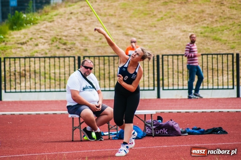 Zdjęcie w galerii na portalu naszraciborz.pl: Generalny sprawdzian przez Mistrzostwami Polski. Mityng lekkoatletyczny na raciborskim stadionie [FOTO] wiadomości z regionu
