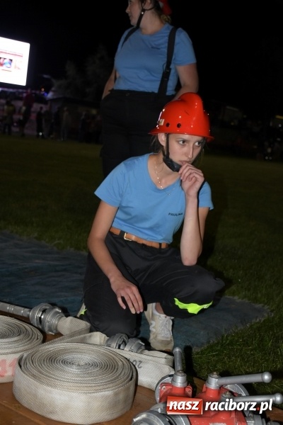 Zdjęcie w galerii na portalu naszraciborz.pl: Nocne strażackie show w Bolesławiu. Ostra rywalizacja i świetna zabawa [FOTO i WIDEO] wiadomości z regionu