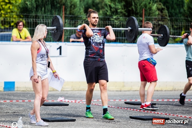 Zdjęcie w galerii na portalu naszraciborz.pl: Racibórz Cross Games 2019 na lodowisku OSiR [FOTO] wiadomości z regionu