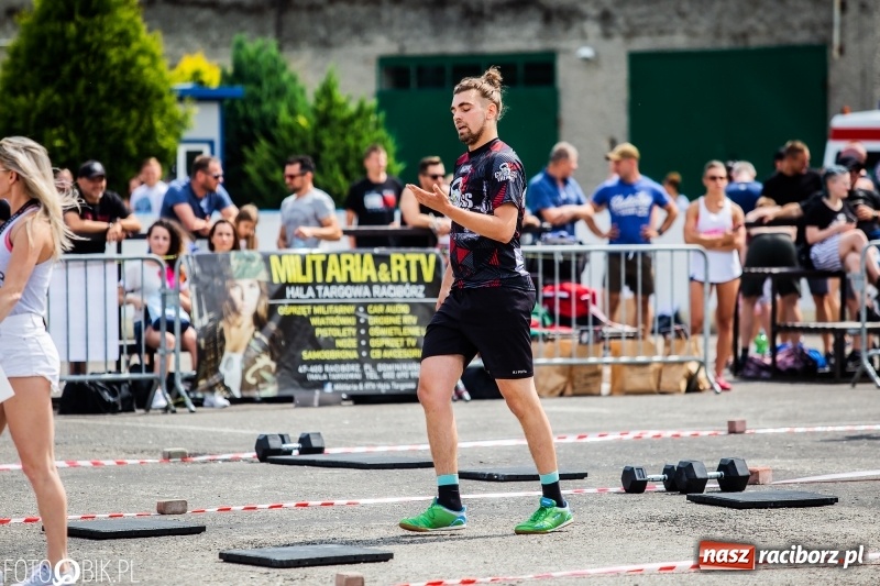 Zdjęcie w galerii na portalu naszraciborz.pl: Racibórz Cross Games 2019 na lodowisku OSiR [FOTO] wiadomości z regionu