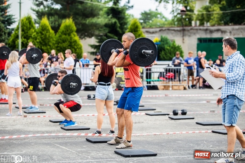 Zdjęcie w galerii na portalu naszraciborz.pl: Racibórz Cross Games 2019 na lodowisku OSiR [FOTO] wiadomości z regionu