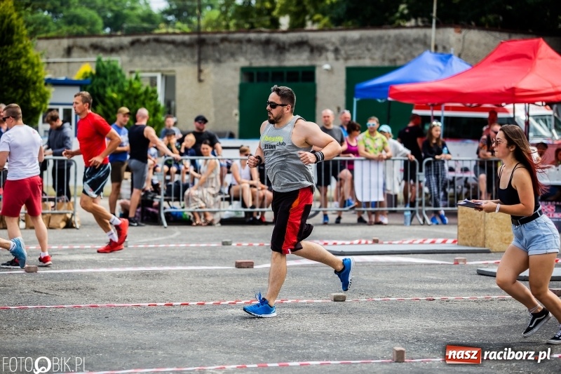 Zdjęcie w galerii na portalu naszraciborz.pl: Racibórz Cross Games 2019 na lodowisku OSiR [FOTO] wiadomości z regionu
