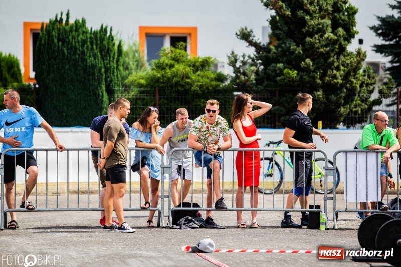 Zdjęcie w galerii na portalu naszraciborz.pl: Racibórz Cross Games 2019 na lodowisku OSiR [FOTO] wiadomości z regionu