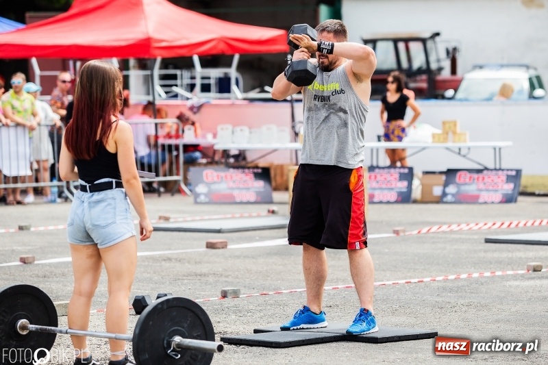 Zdjęcie w galerii na portalu naszraciborz.pl: Racibórz Cross Games 2019 na lodowisku OSiR [FOTO] wiadomości z regionu