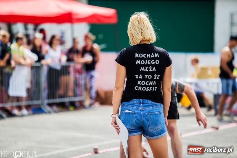 Zdjęcie w galerii na portalu naszraciborz.pl: Racibórz Cross Games 2019 na lodowisku OSiR [FOTO] wiadomości z regionu