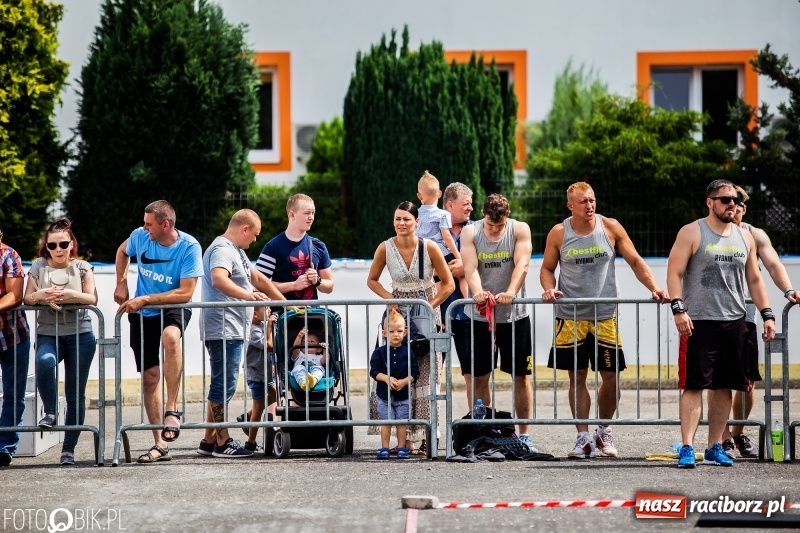 Zdjęcie w galerii na portalu naszraciborz.pl: Racibórz Cross Games 2019 na lodowisku OSiR [FOTO] wiadomości z regionu