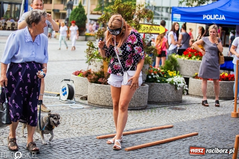 Zdjęcie w galerii na portalu naszraciborz.pl: Występy artystyczne na raciborskim Rynku [FOTO i WIDEO] wiadomości z regionu