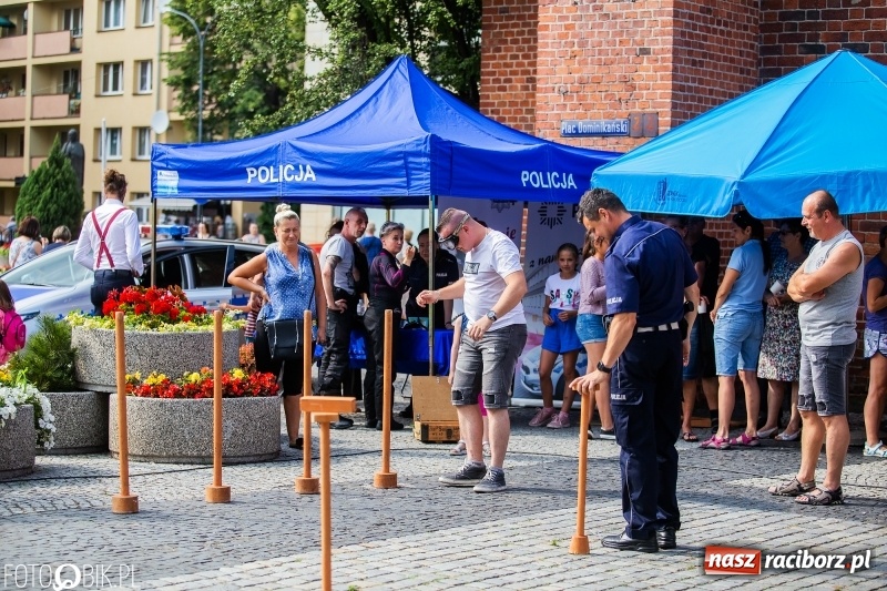 Zdjęcie w galerii na portalu naszraciborz.pl: Występy artystyczne na raciborskim Rynku [FOTO i WIDEO] wiadomości z regionu