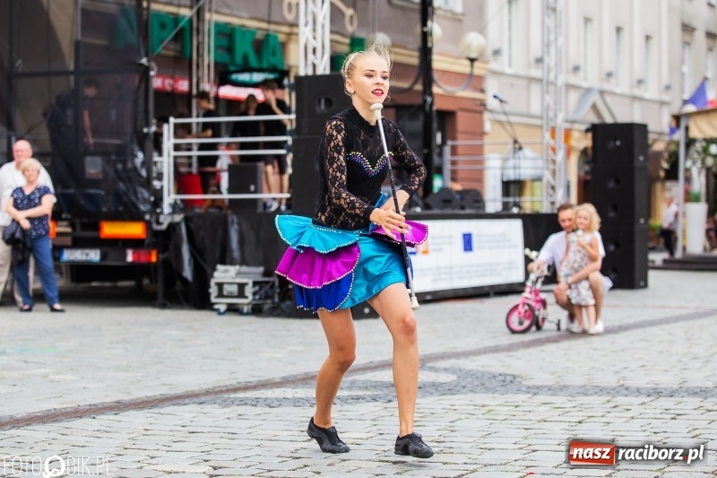 Zdjęcie w galerii na portalu naszraciborz.pl: Występy artystyczne na raciborskim Rynku [FOTO i WIDEO] wiadomości z regionu