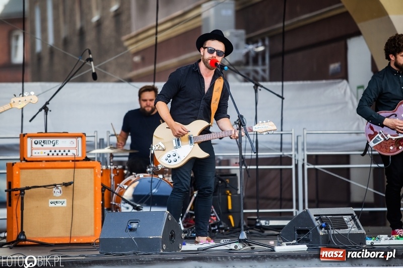 Zdjęcie w galerii na portalu naszraciborz.pl: Występy artystyczne na raciborskim Rynku [FOTO i WIDEO] wiadomości z regionu