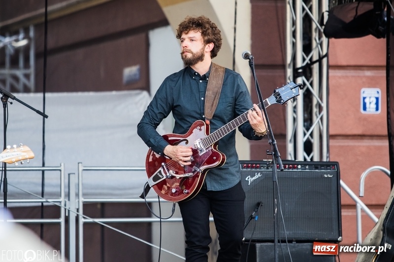Zdjęcie w galerii na portalu naszraciborz.pl: Występy artystyczne na raciborskim Rynku [FOTO i WIDEO] wiadomości z regionu