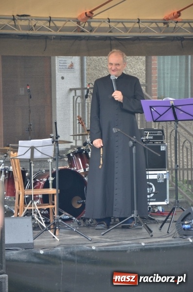 Zdjęcie w galerii na portalu naszraciborz.pl: VII Spotkanie z Afryką przy raciborskim okrąglaku  wiadomości z regionu